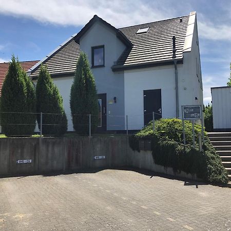 Villa Huegel _ Og_Fewo Goehren-Lebbin Exterior photo